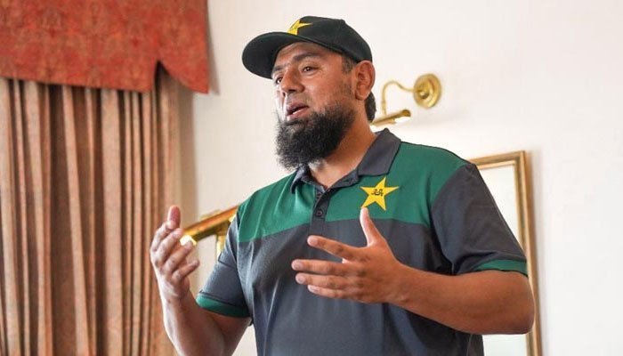 t20-world-cup-saqlain-mushtaq-strong-candidate-for-head-coach-post-say-sources