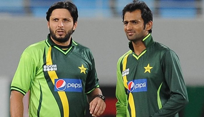 t20-world-cup-shahid-afridi-lauds-inclusion-of-shoaib-malik-in-pakistan-squad