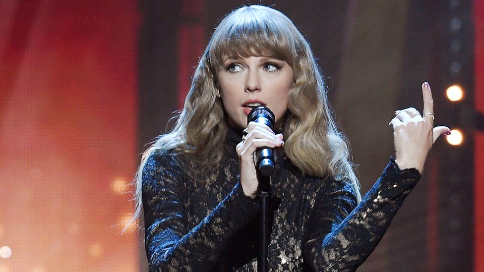 taylor-swift-to-face-trial-in-shake-it-off-copyright-case
