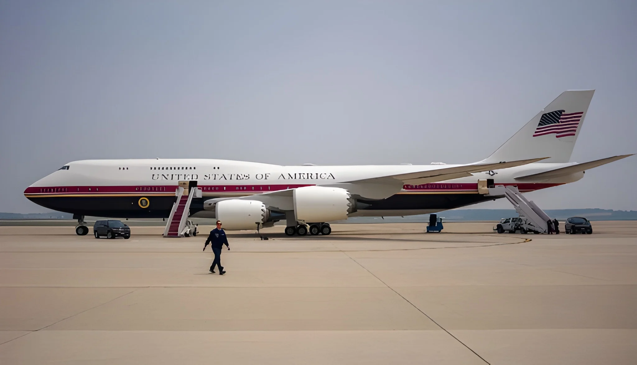trump-says-new-air-force-one-will-be-maxed-out