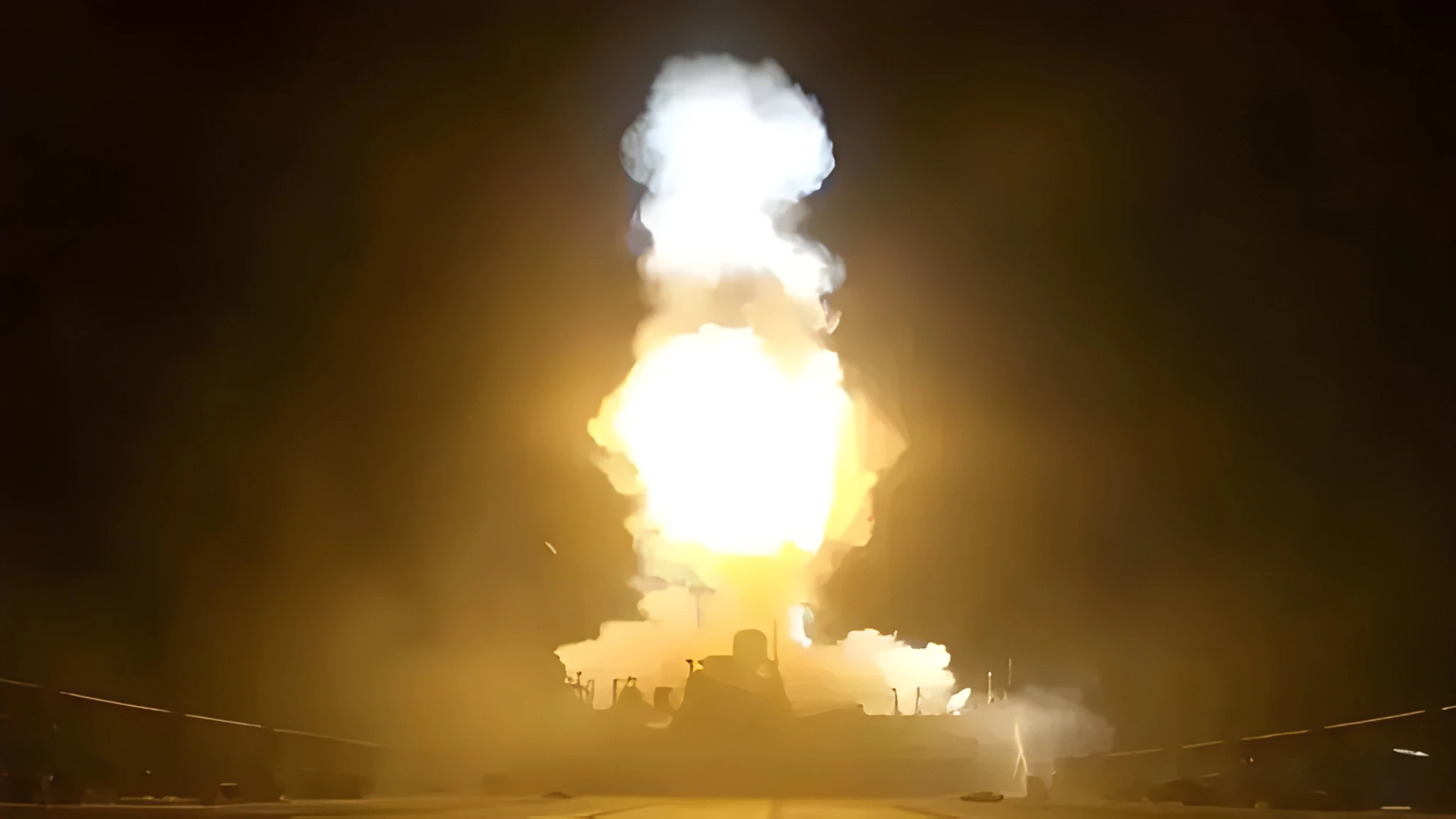 us-vows-to-punish-iran-after-houthi-tanker-attacks