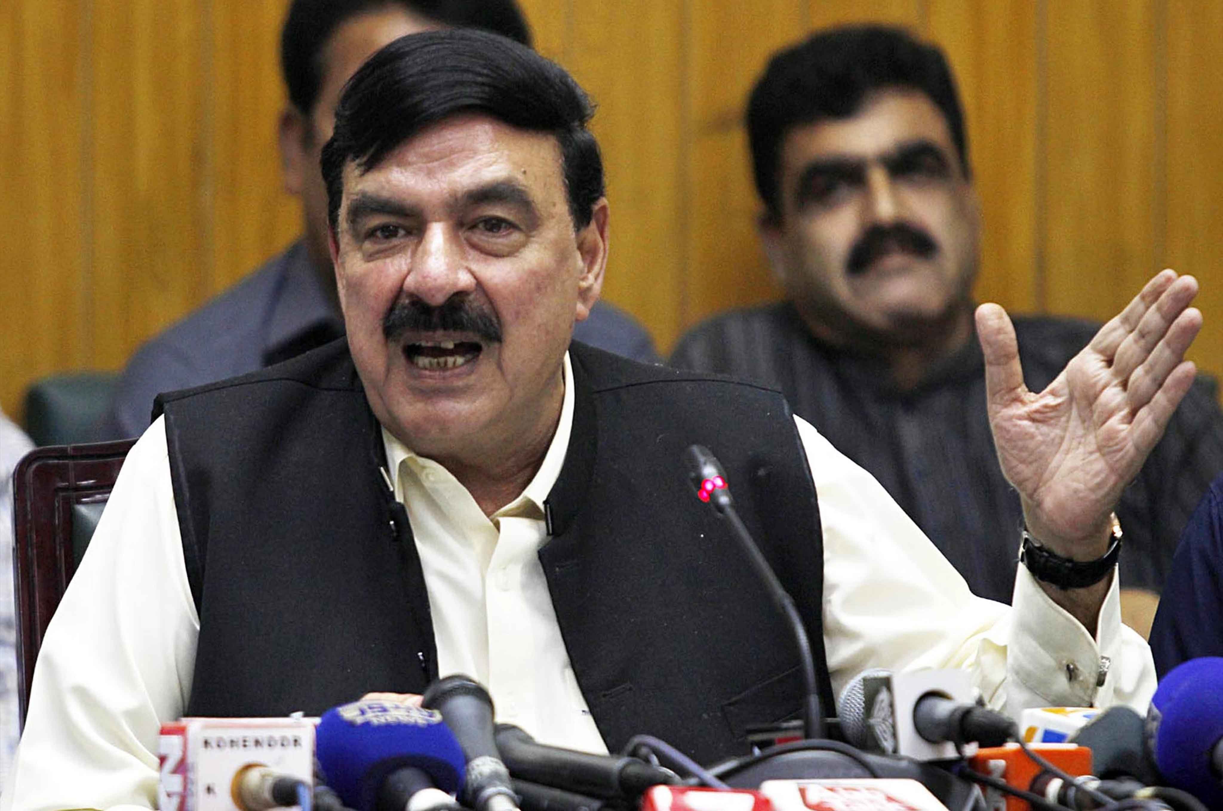 sheikh-rashid-urges-the-nation-to-support-armed-forces-for-kashmir-issue