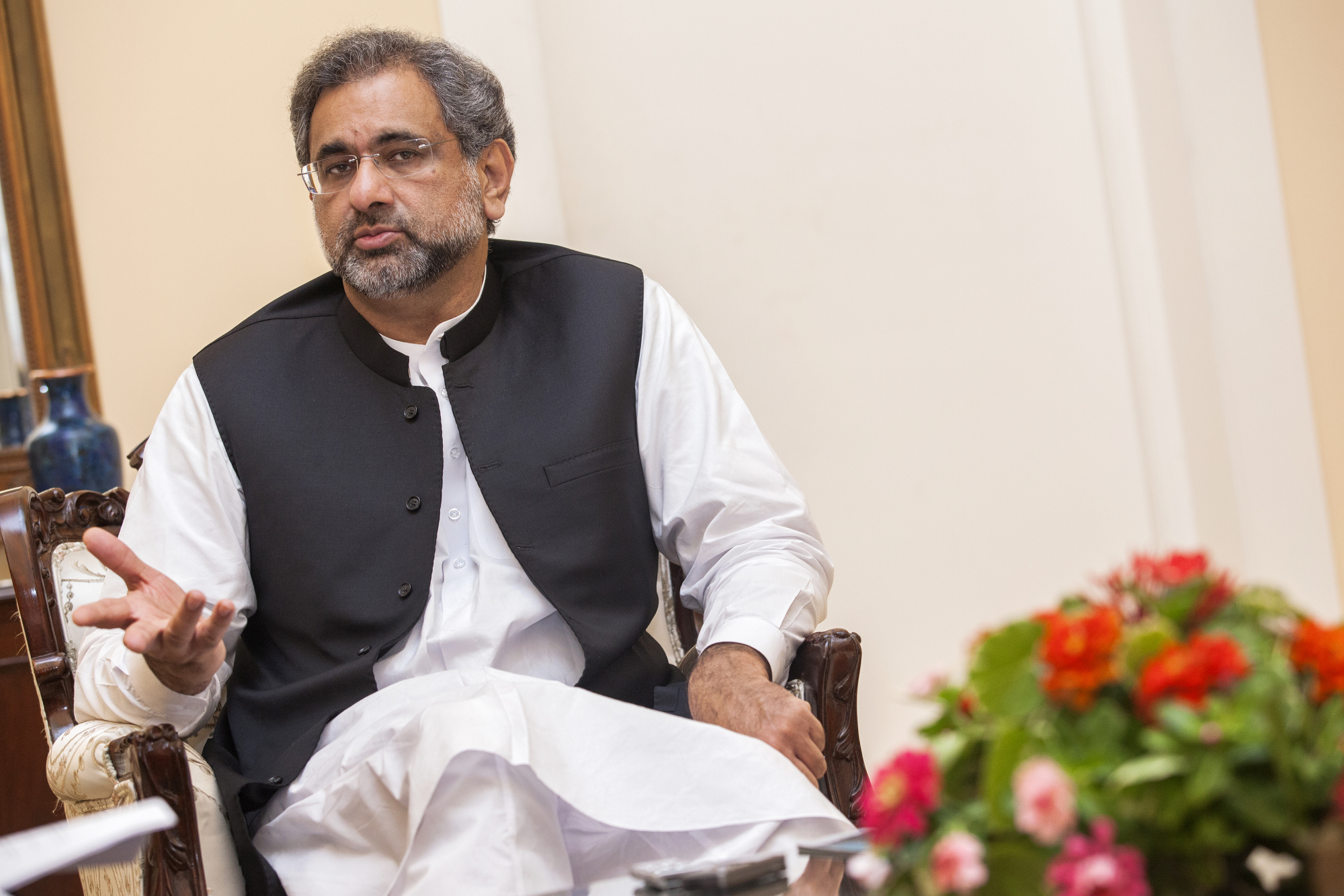 court-extends-physical-remand-of-shahid-khaqan-abbasi-till-august-15