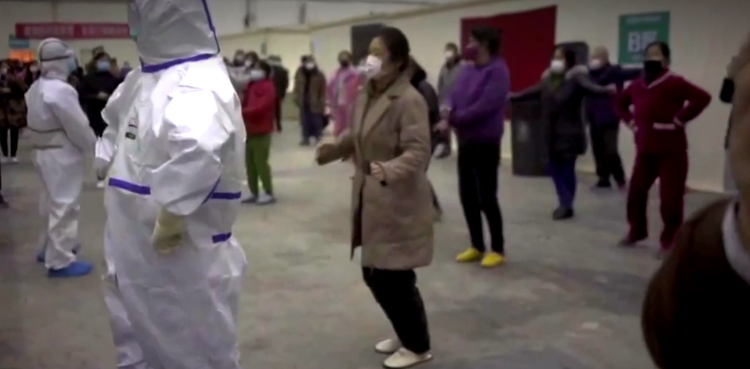 coronavirus-patients-dance-to-a-song-about-red-flowers