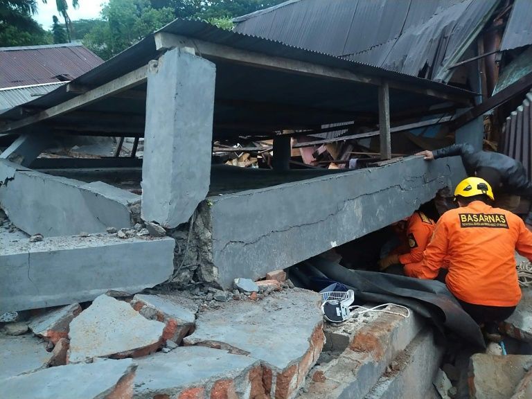 at-least-three-dead-as-indonesia-quake-topples-buildings