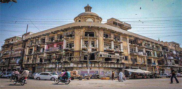 food-street-citizen-petitions-shc-against-the-closure-of-burns-road-for-traffic